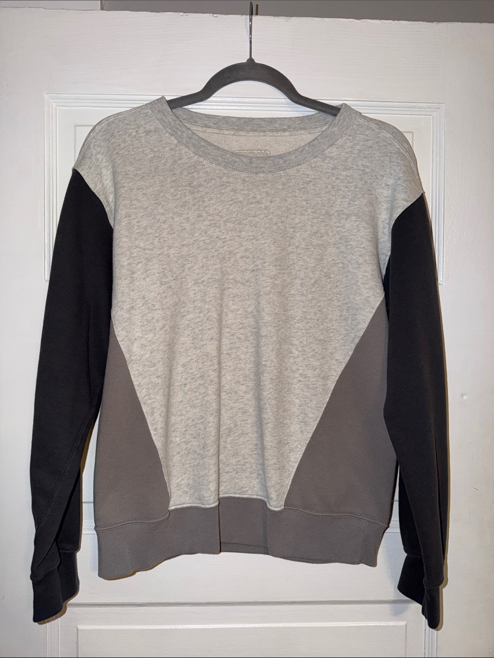 Colorblock Pullover Crewneck Sweater - Gray/Black